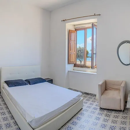 Casa Mare Apartment *
